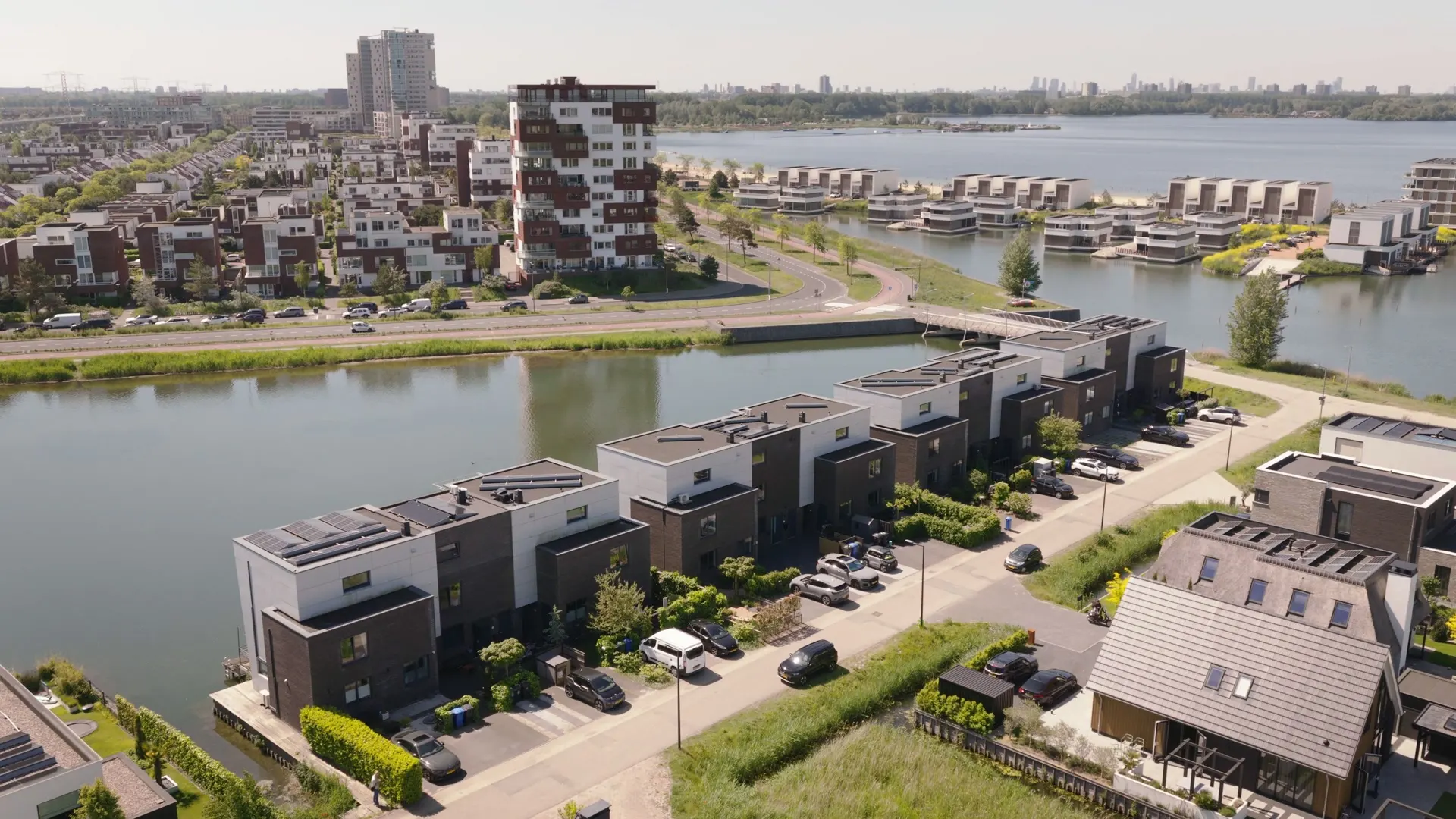 Woningvideo van een woning aan het water, zo brengen wij vastgoed in beeld