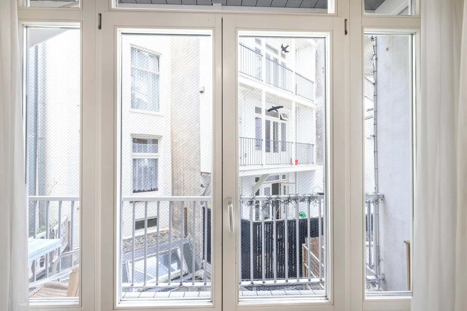 Openslaande deuren naar het achterbalkon