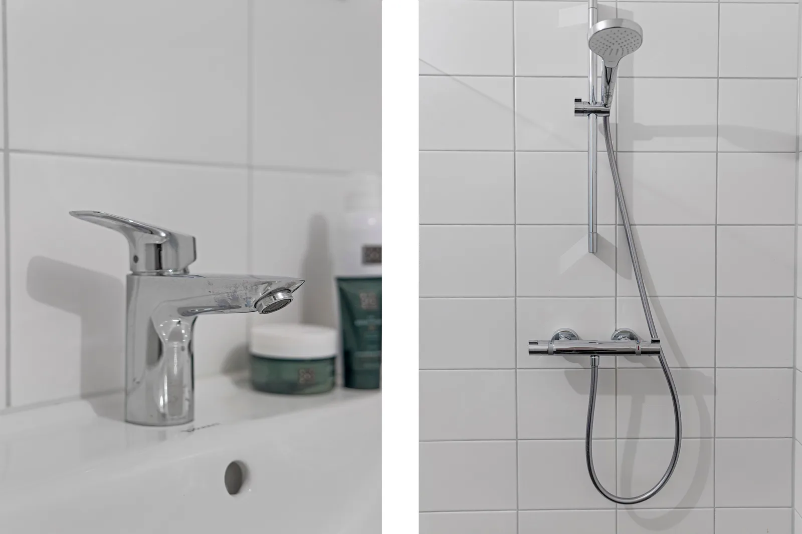 Twee detailfoto's: chromen kraan op een witte wastafel en de chromen doucheset